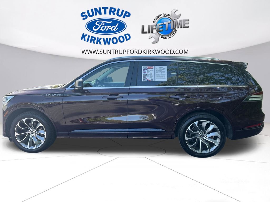 Used 2023 Lincoln Aviator Grand Touring w/ Equipment Group 301A AWD/4WD image 8