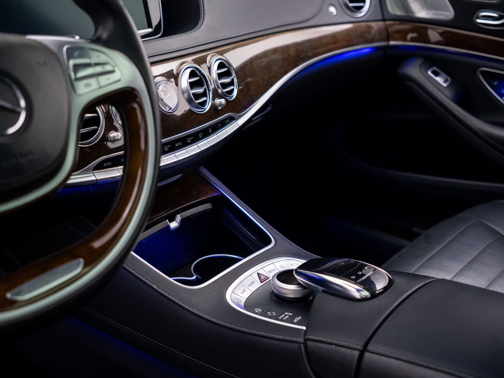 Used 2016 Mercedes-Benz S 550 4MATIC Sedan image 12