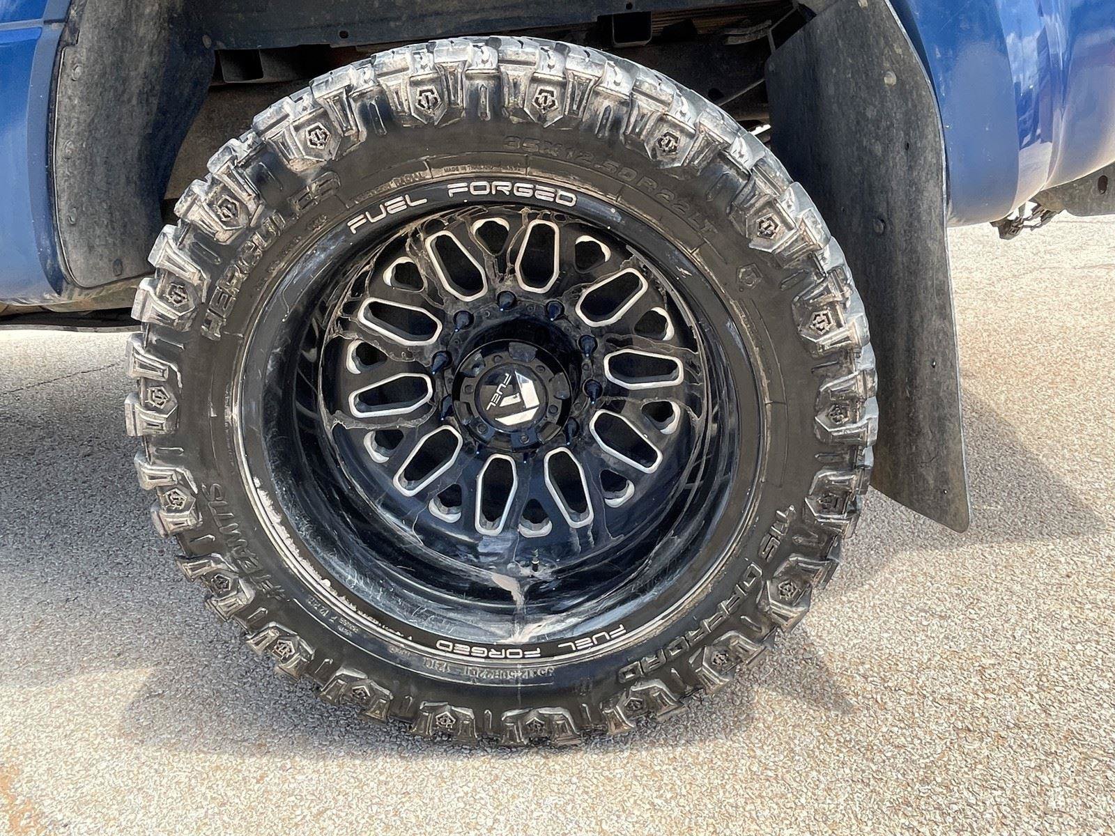 Used 2022 Ford F450 Platinum w/ FX4 Off-Road Package AWD/4WD image 37