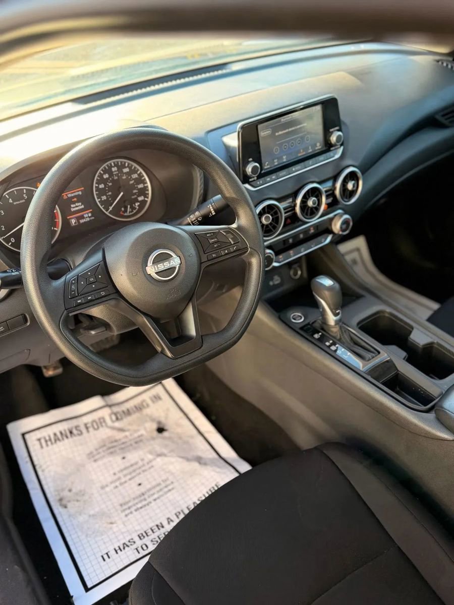 Used 2024 Nissan Sentra S image 8