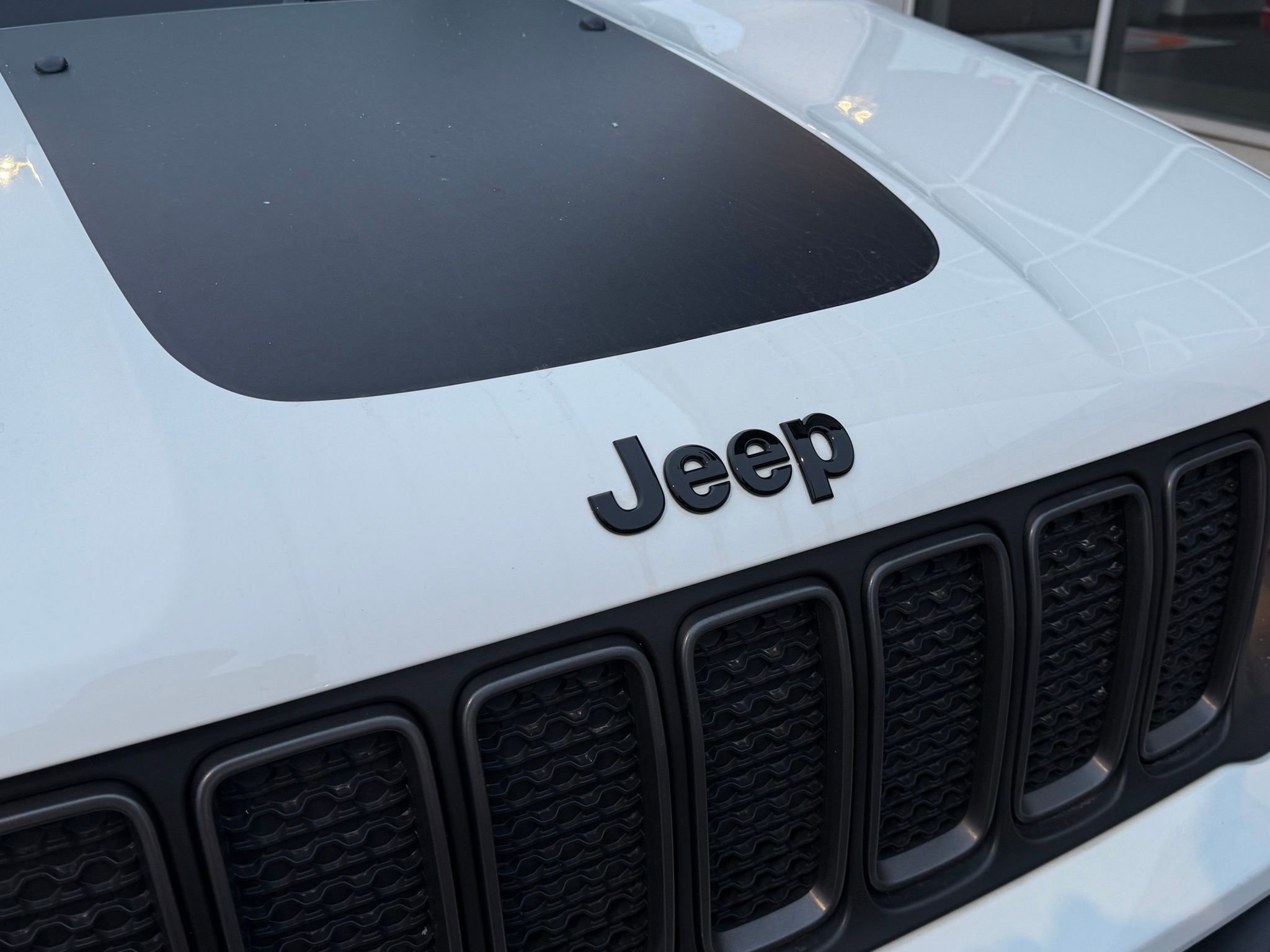 Used 2023 Jeep Renegade Trailhawk image 15