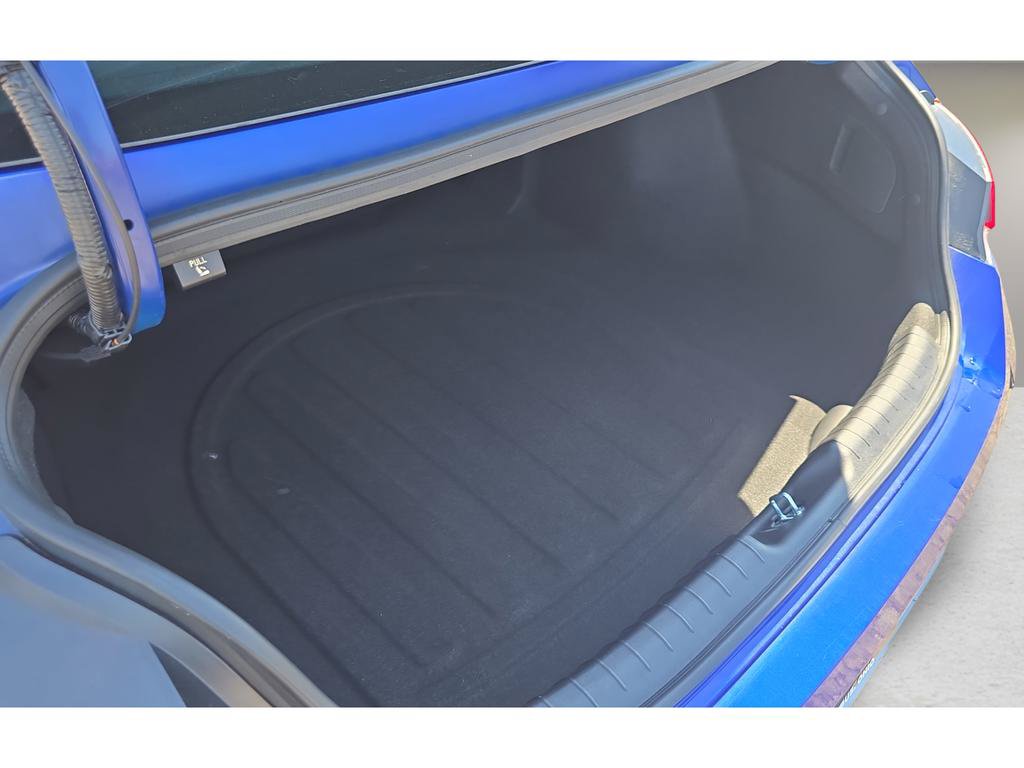 Certified 2025 Hyundai Elantra Sport FWD image 9