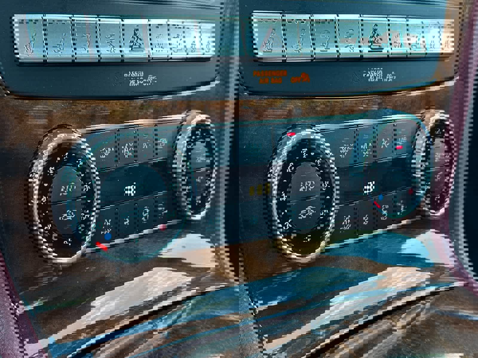 Used 2017 Mercedes-Benz SL 550 image 20