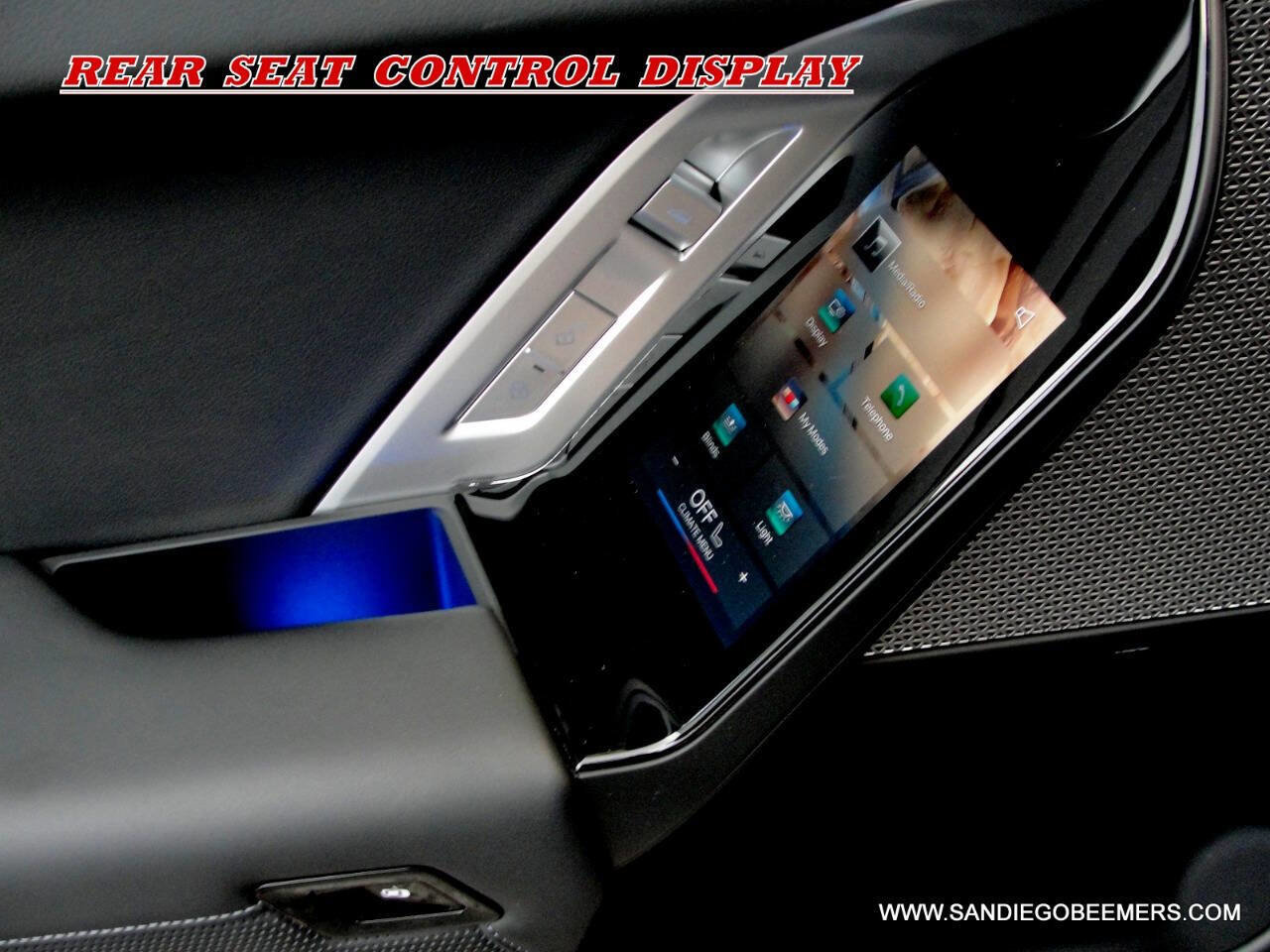 Used 2023 BMW 740i 740i M SPORT PRO+HUD+SWAROVSKI w/ Parking Assistance Package image 11