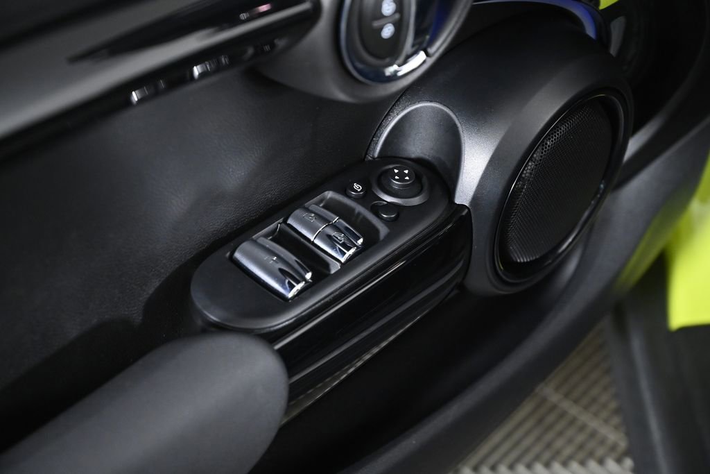 Certified 2024 MINI Cooper S image 24