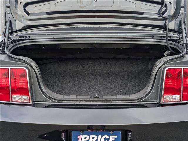 Used 2008 Ford Mustang GT image 6
