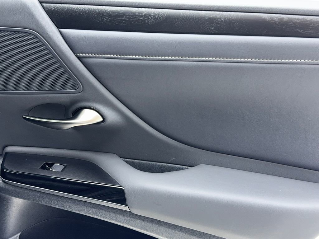 Used 2023 Lexus ES 350 w/ Premium Package FWD image 48