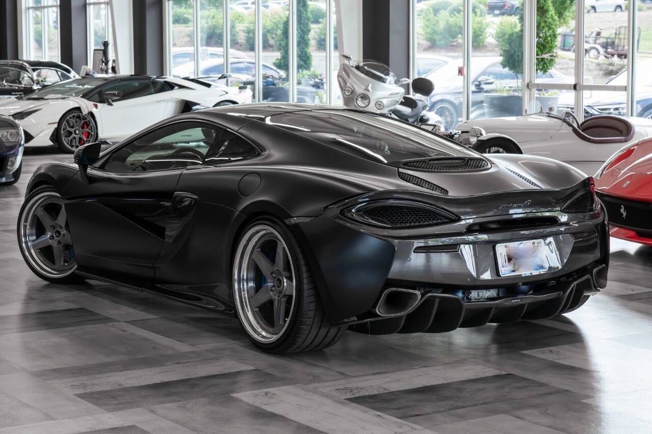 Used 2017 McLaren 570S RWD image 15
