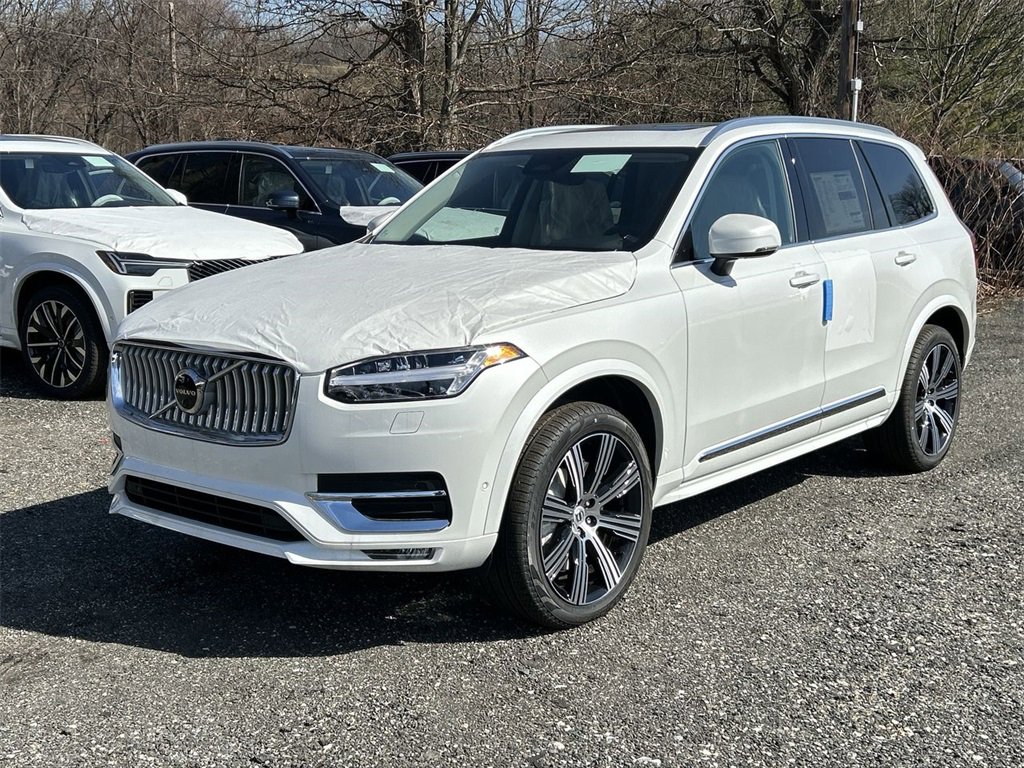 New 2025 Volvo XC90 B6 Plus w/ Protection Package Premier image 1