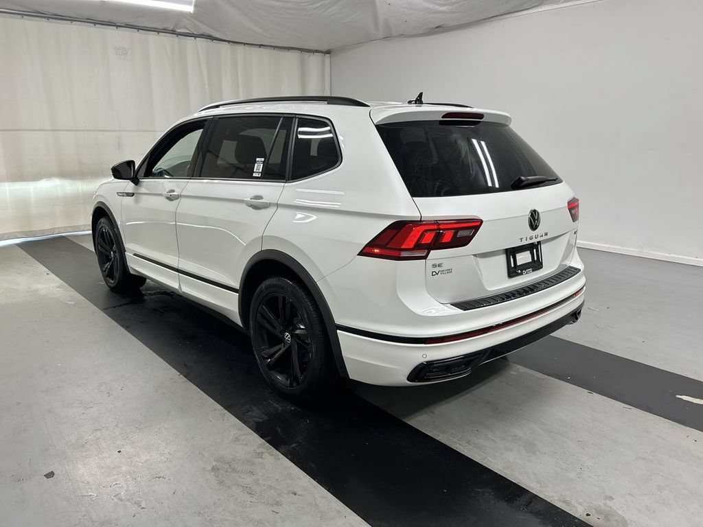 Certified 2024 Volkswagen Tiguan SE R-Line AWD/4WD image 7
