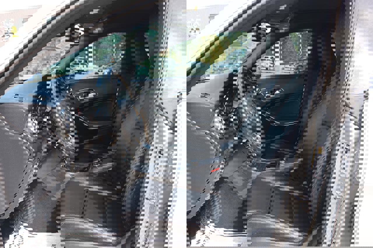 Used 2018 Mercedes-Benz CLA 250 4MATIC image 23