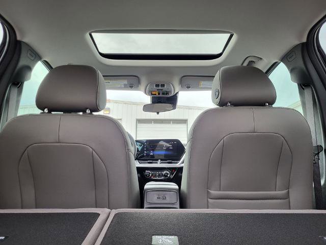 New 2026 Chevrolet Trax ACTIV w/ Sunroof Package image 32