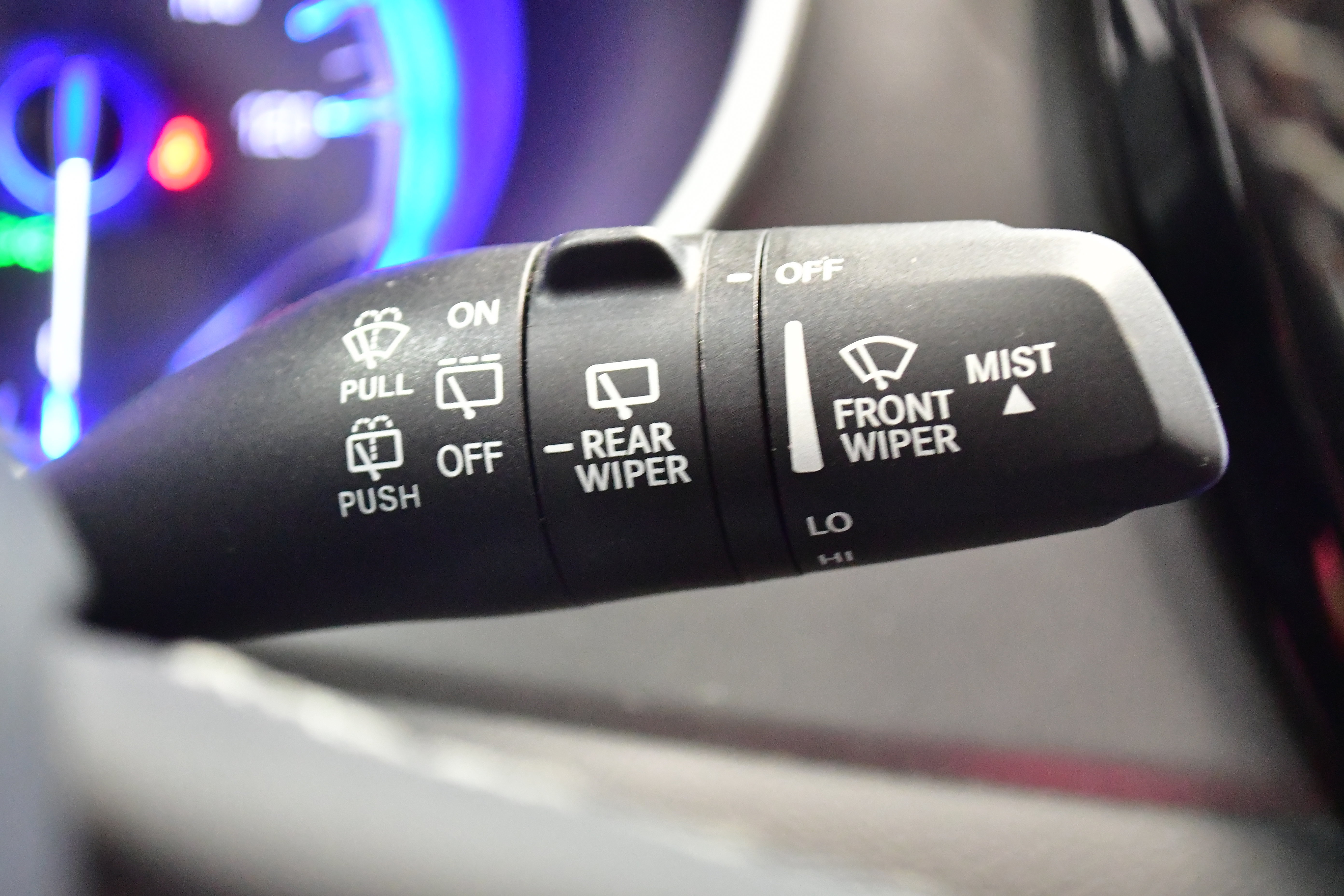 Used 2023 Chrysler Pacifica Touring-L FWD image 26