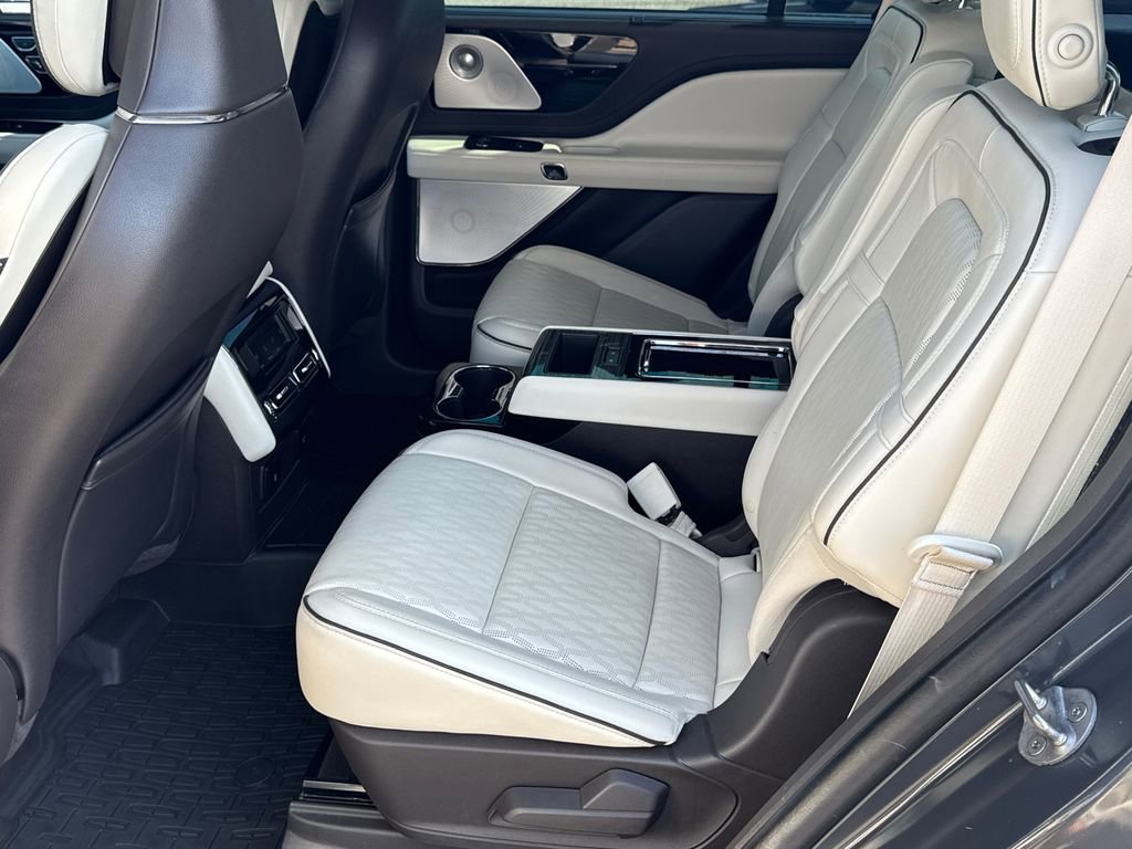 Used 2020 Lincoln Aviator Black Label w/ Dynamic Handling Package image 21