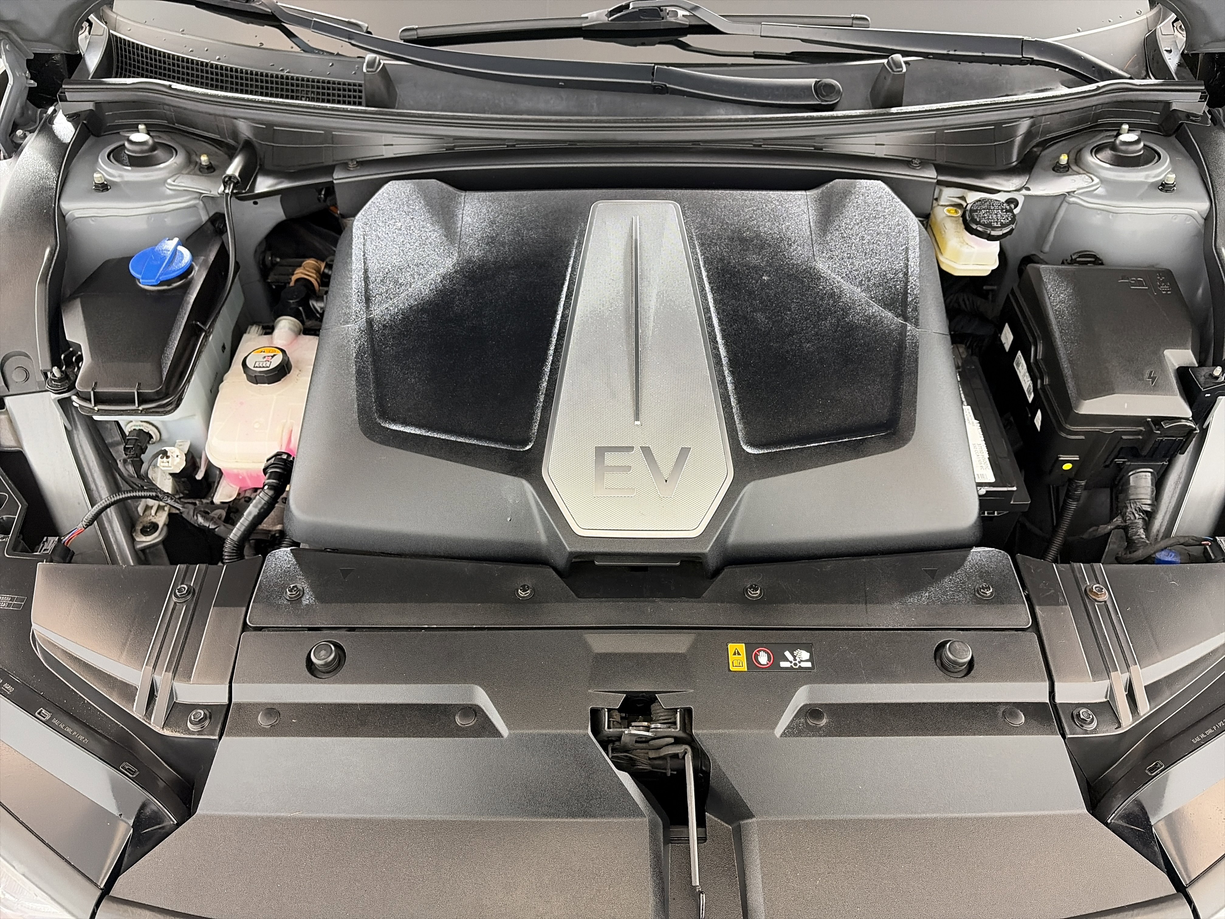 Used 2022 Kia EV6 GT-Line w/ First Edition Package image 8