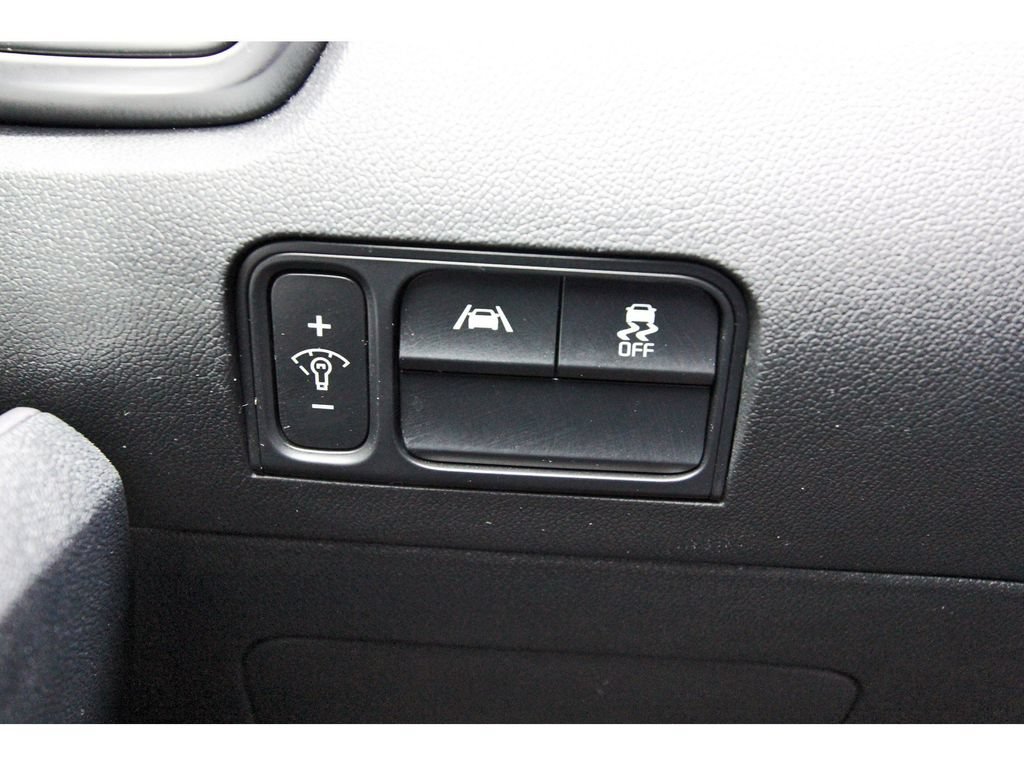 Used 2023 Kia Sorento S w/ Panoramic Sunroof Package FWD image 23