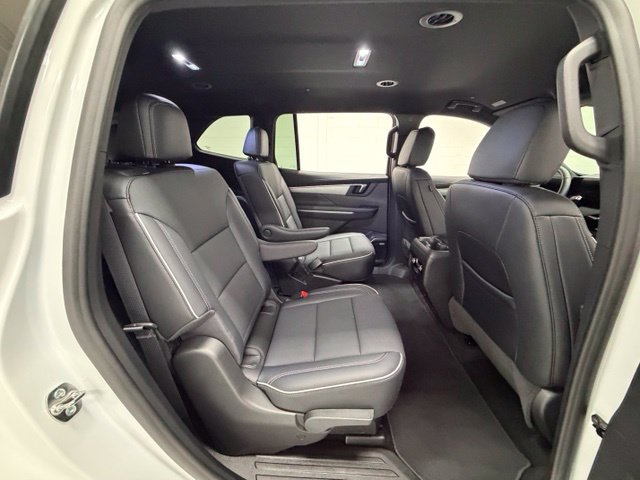 Certified 2026 Buick Enclave Preferred FWD image 23