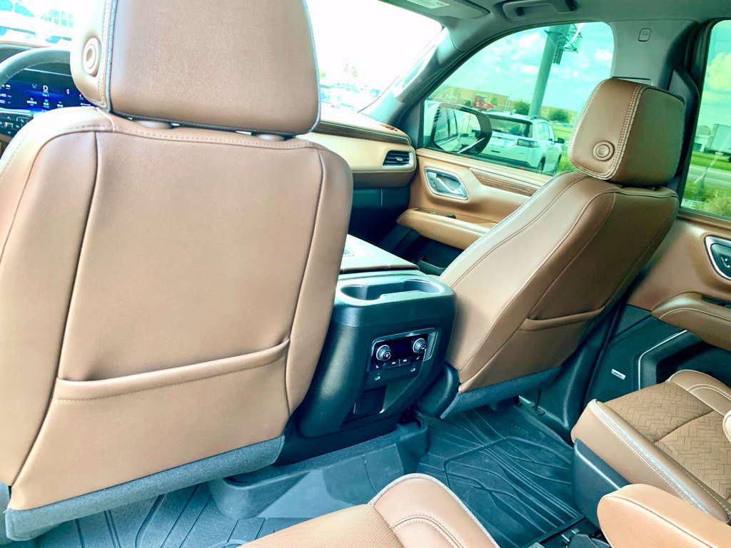 Used 2023 Chevrolet Tahoe High Country RWD image 19