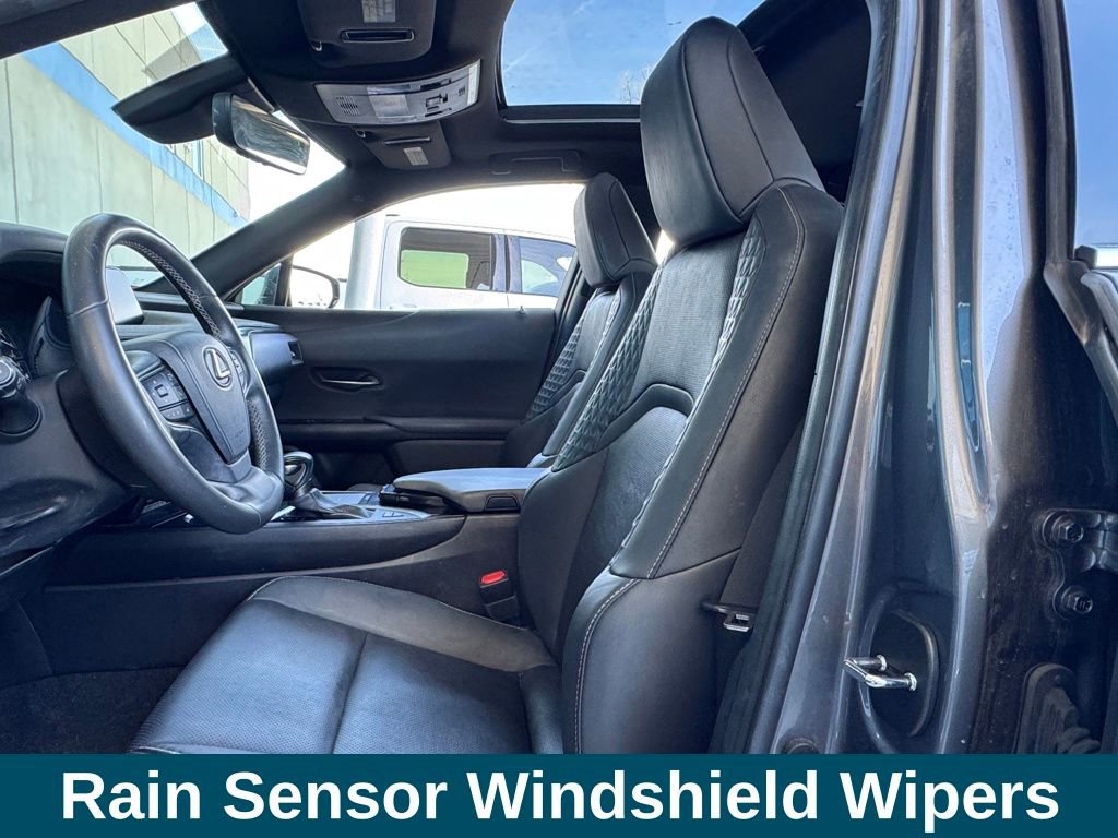 Used 2021 Lexus UX 250h w/ Premium Package AWD/4WD image 20