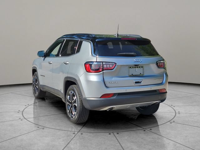 Certified 2023 Jeep Compass Limited AWD/4WD image 10
