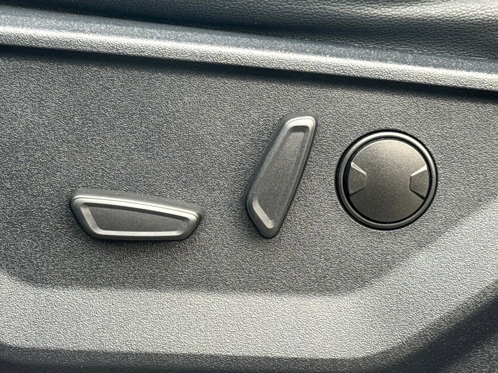 Used 2023 Ford F150 Tremor w/ Trailer Tow Package image 27