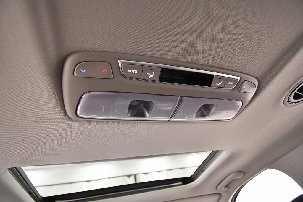 Certified 2022 Kia Telluride EX w/ EX Premium Package image 18