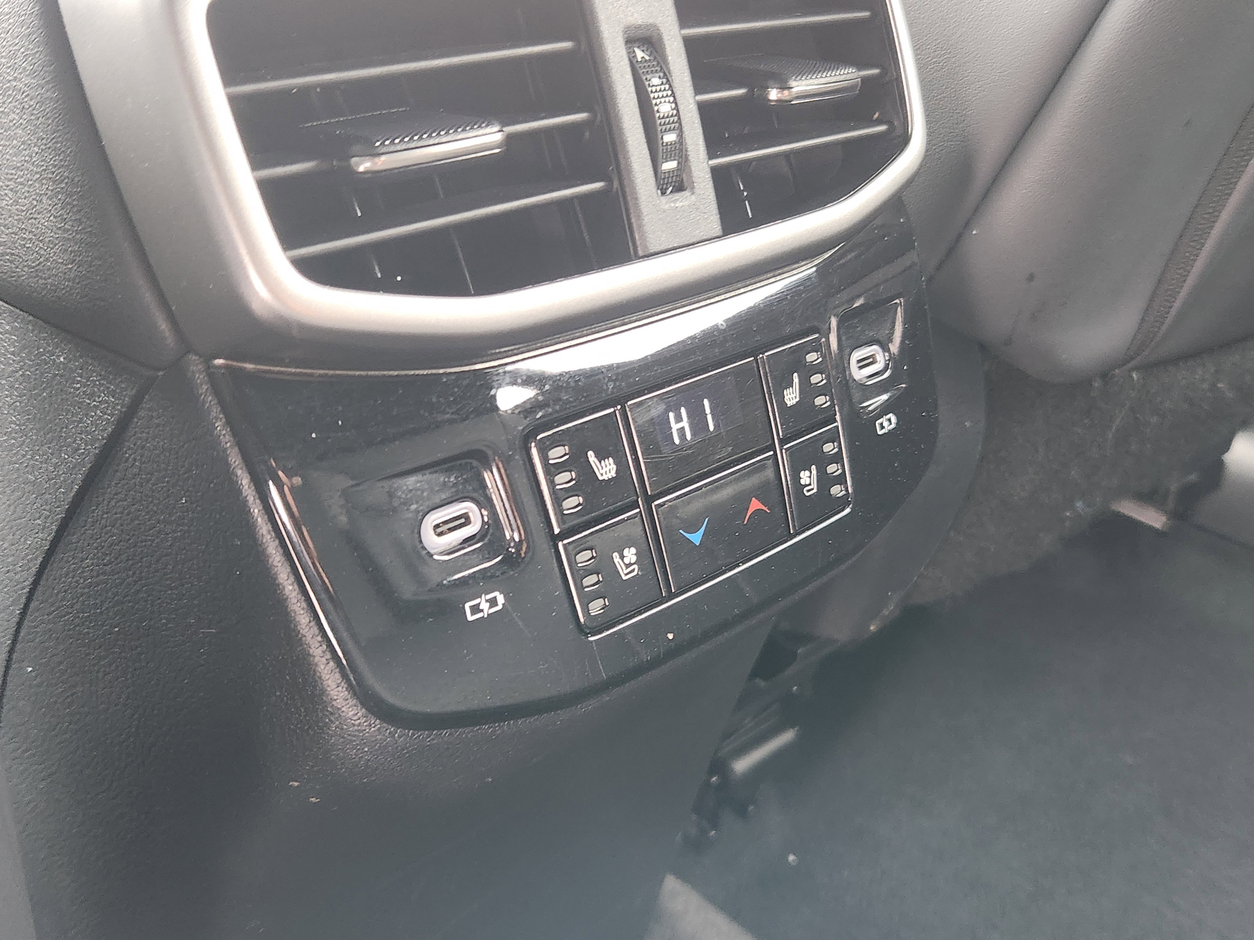 Used 2023 Lexus RX 500h F Sport w/ Accessory Package (Z1) image 17