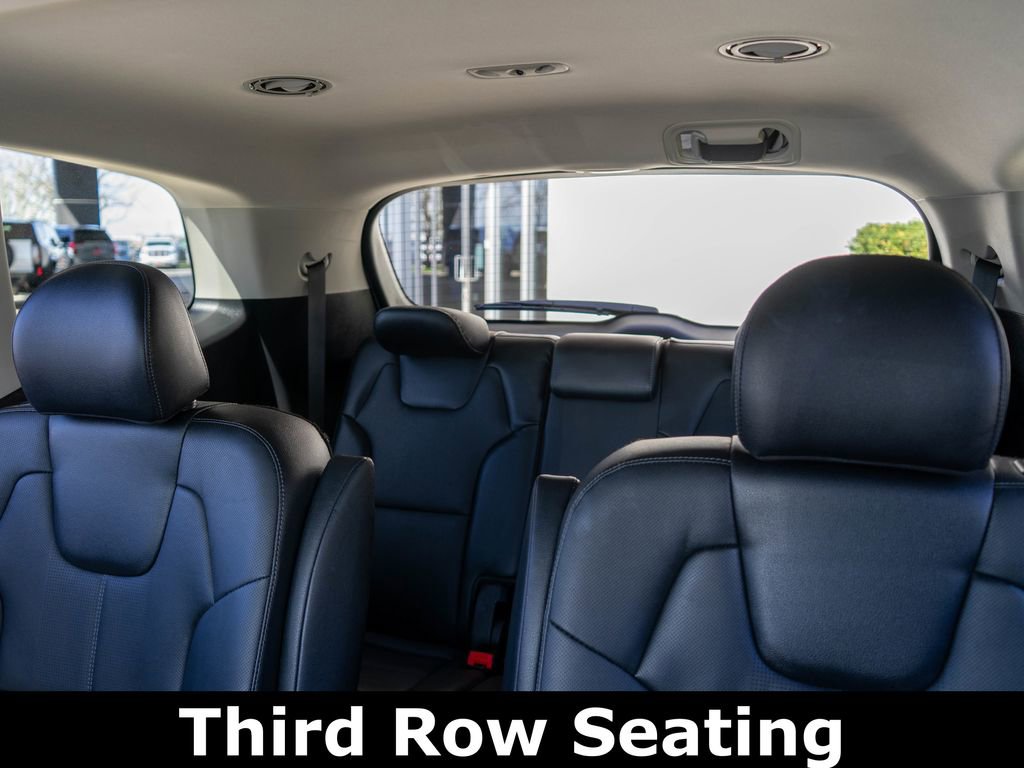 Certified 2023 Kia Telluride EX w/ EX Captain's Chair Package FWD image 13