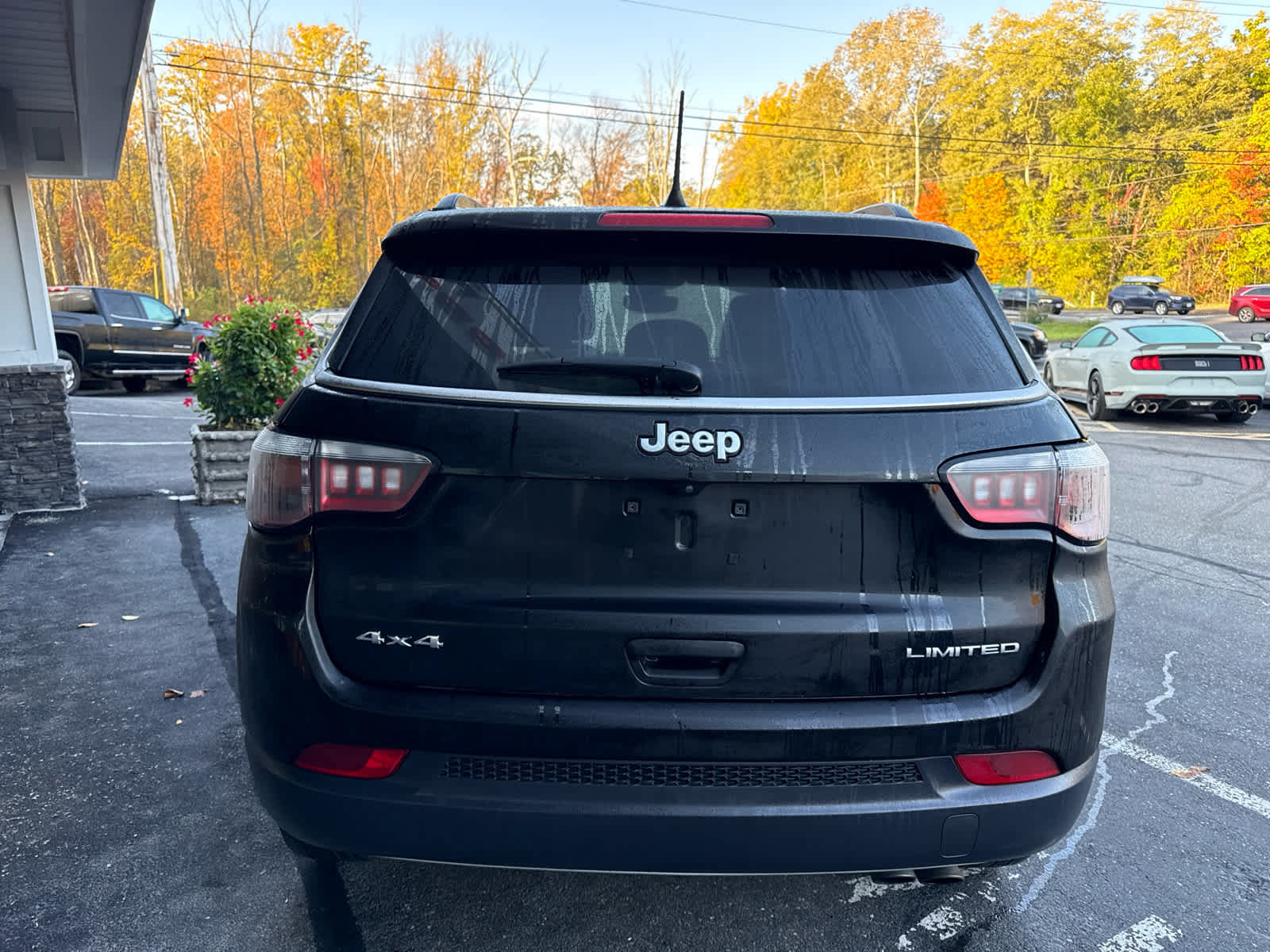 Used 2022 Jeep Compass Limited w/ Sun and Sound Group AWD/4WD image 4