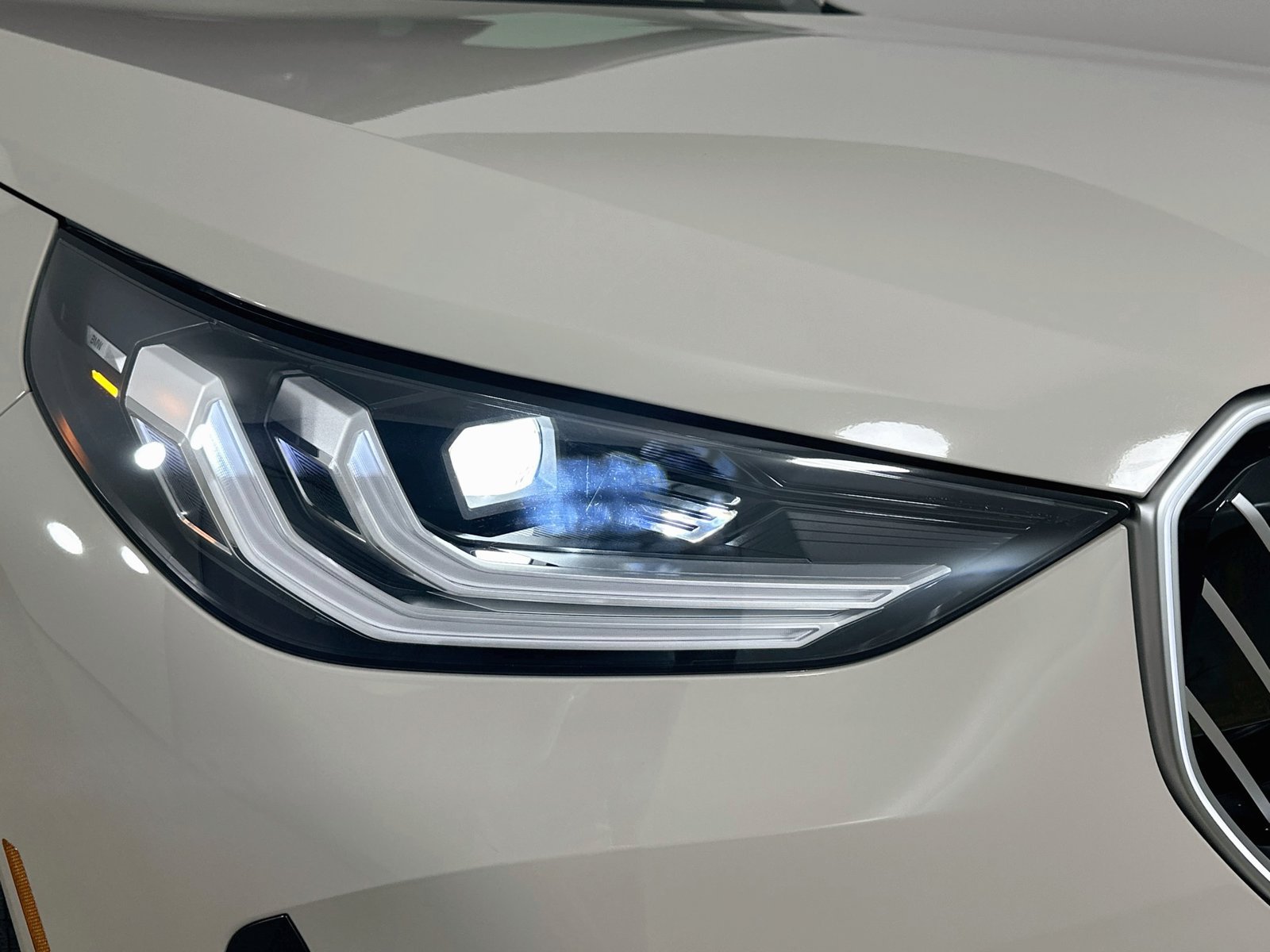 New 2026 BMW X3 xDrive30i w/ Premium Package AWD/4WD image 9