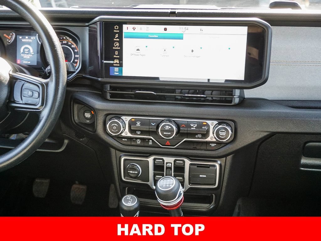 Used 2025 Jeep Wrangler Unlimited Sport AWD/4WD image 15