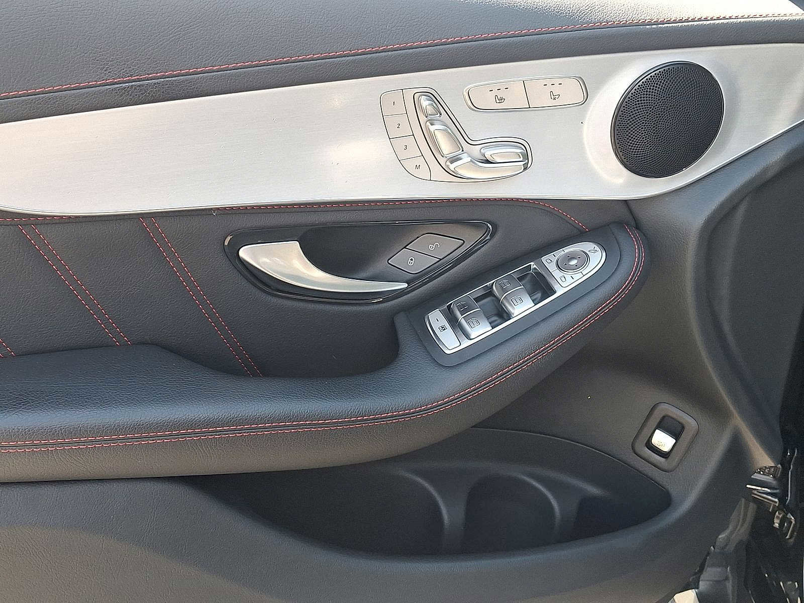 Used 2022 Mercedes-Benz GLC 43 AMG 4MATIC image 10