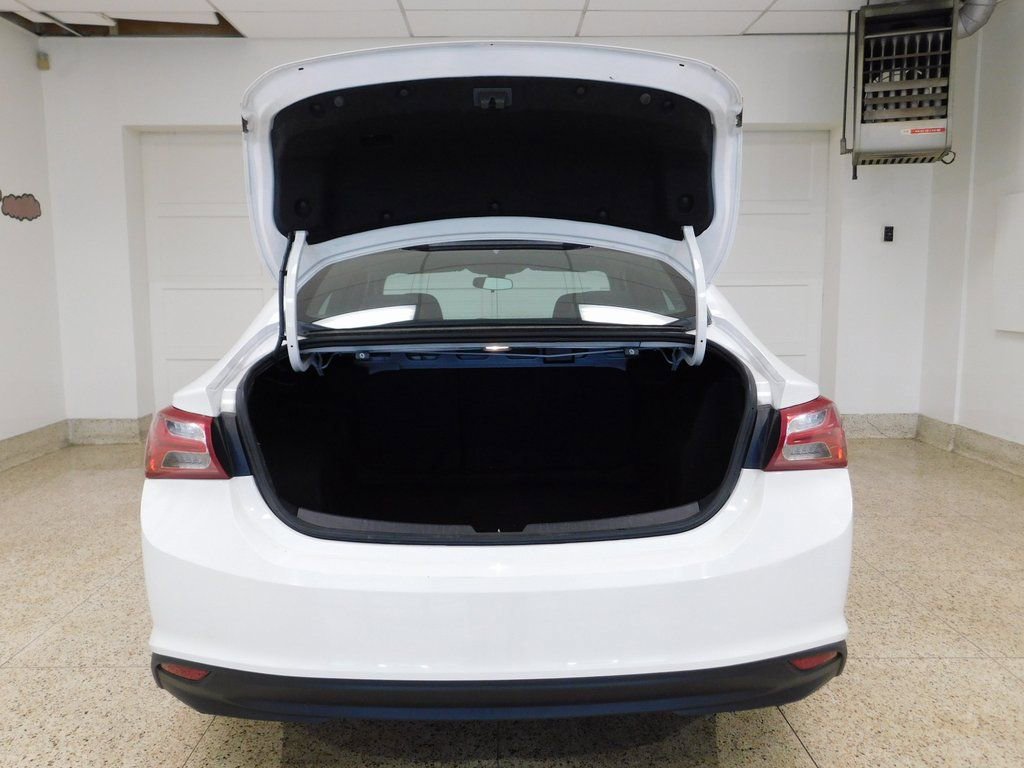 Used 2022 Chevrolet Malibu LT image 80