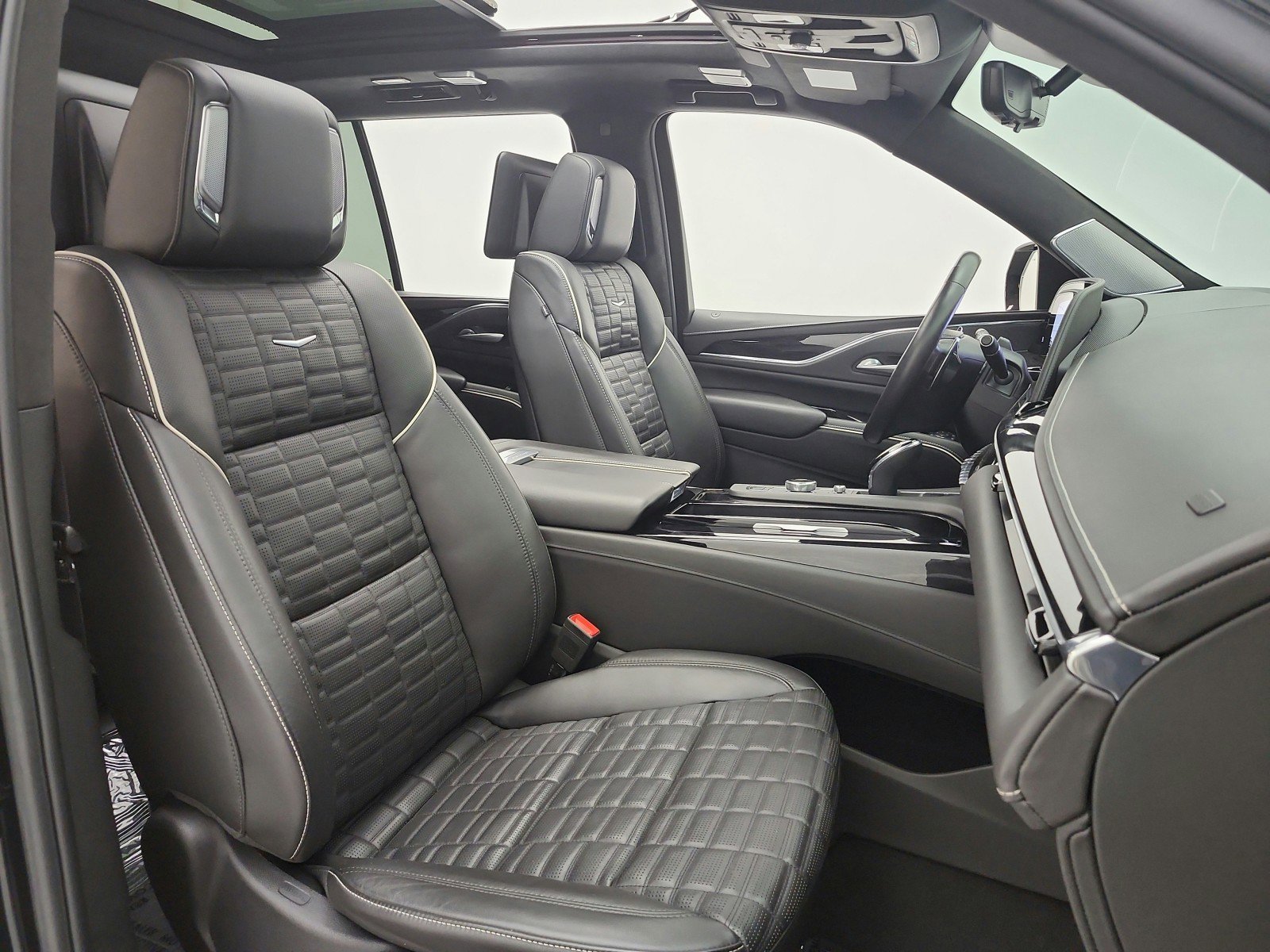 Used 2023 Cadillac Escalade V image 21