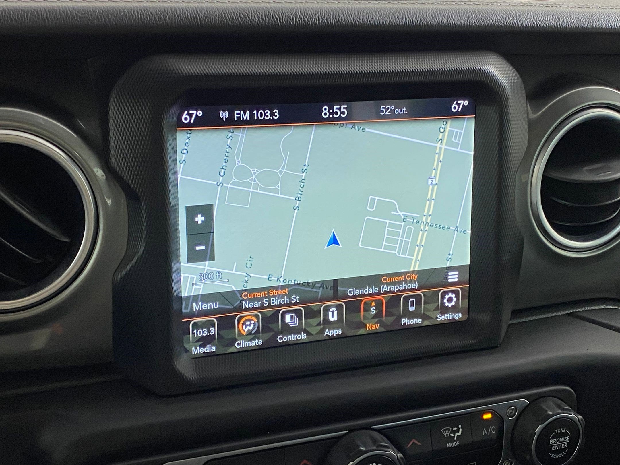 Used 2020 Jeep Wrangler Unlimited Sahara image 26