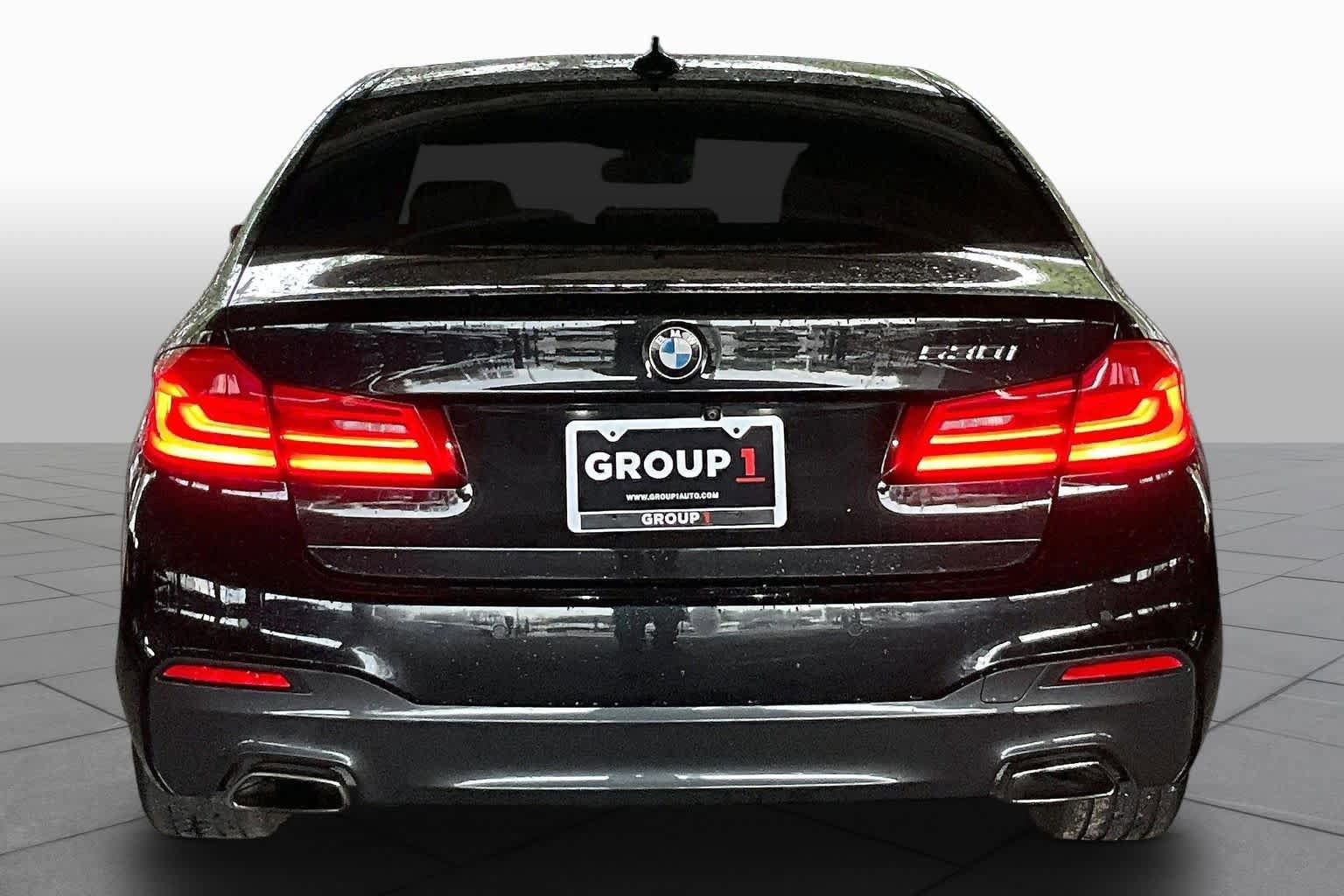 Used 2020 BMW 530i w/ M Sport Package RWD image 4
