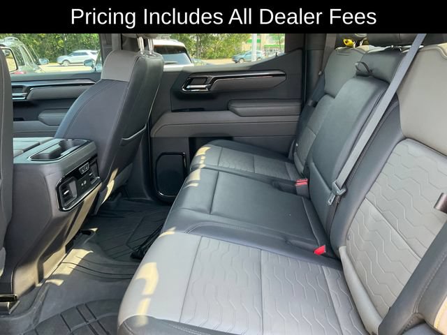 Used 2023 Chevrolet Silverado 1500 ZR2 w/ Technology Package AWD/4WD image 17