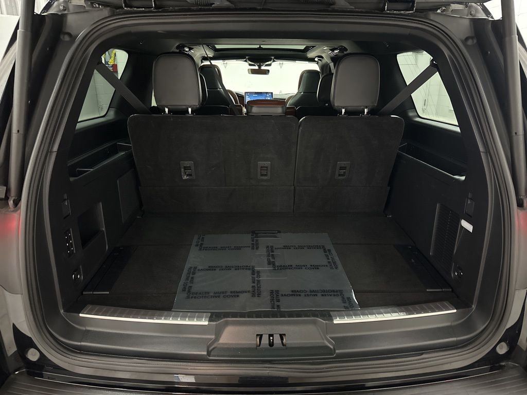 Used 2023 Lincoln Navigator L Reserve image 39