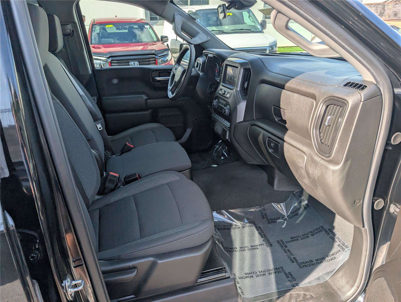 Used 2024 Chevrolet Silverado 1500 Custom w/ Turbomax Blackout Package AWD/4WD image 10