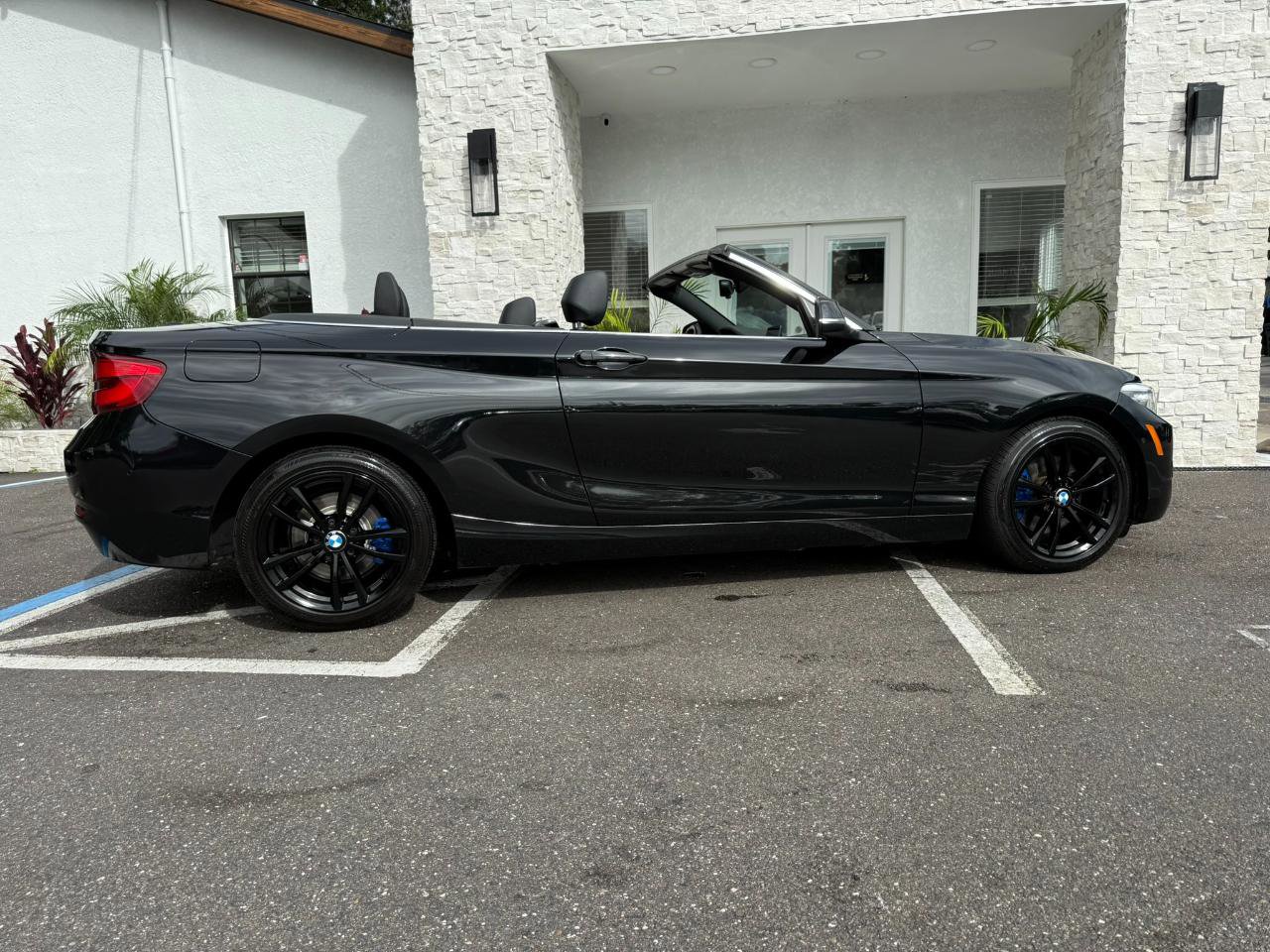 Used 2019 BMW 230i xDrive Convertible w/ Premium Package AWD/4WD image 16