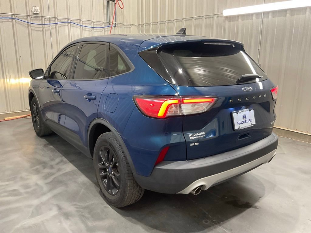 Used 2020 Ford Escape SE Sport image 25
