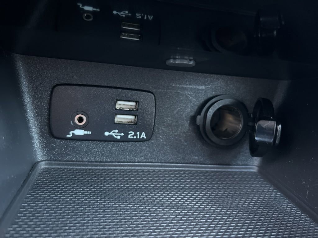 Used 2022 Subaru Forester Premium image 25