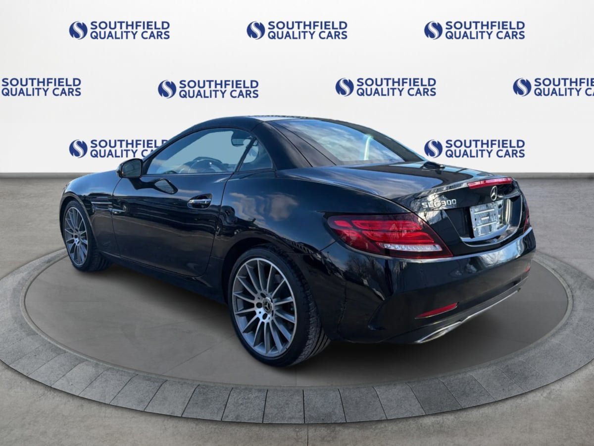 Used 2020 Mercedes-Benz SLC 300 w/ Premium Package image 4