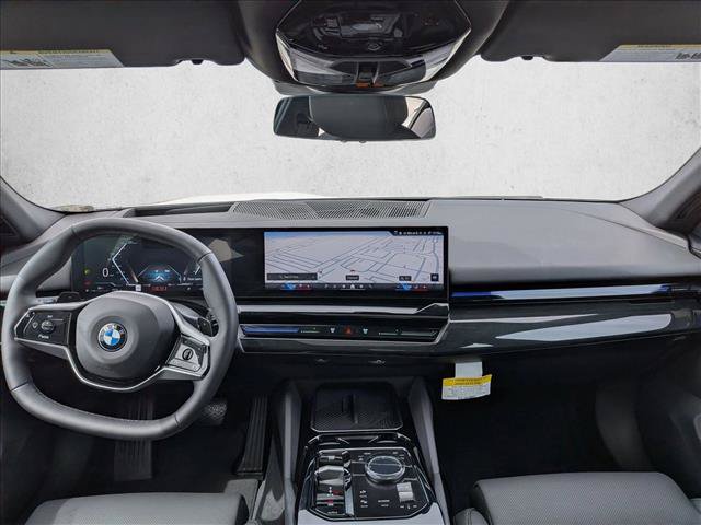 Used 2026 BMW 530i xDrive w/ Premium Package AWD/4WD image 19