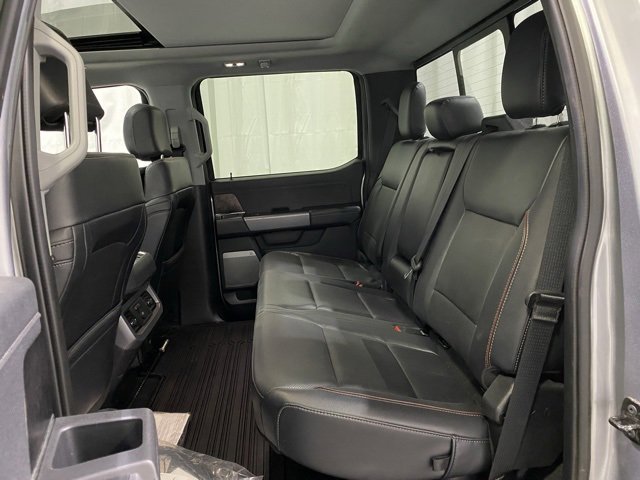 Used 2024 Ford F350 Lariat w/ Lariat Ultimate Package image 11