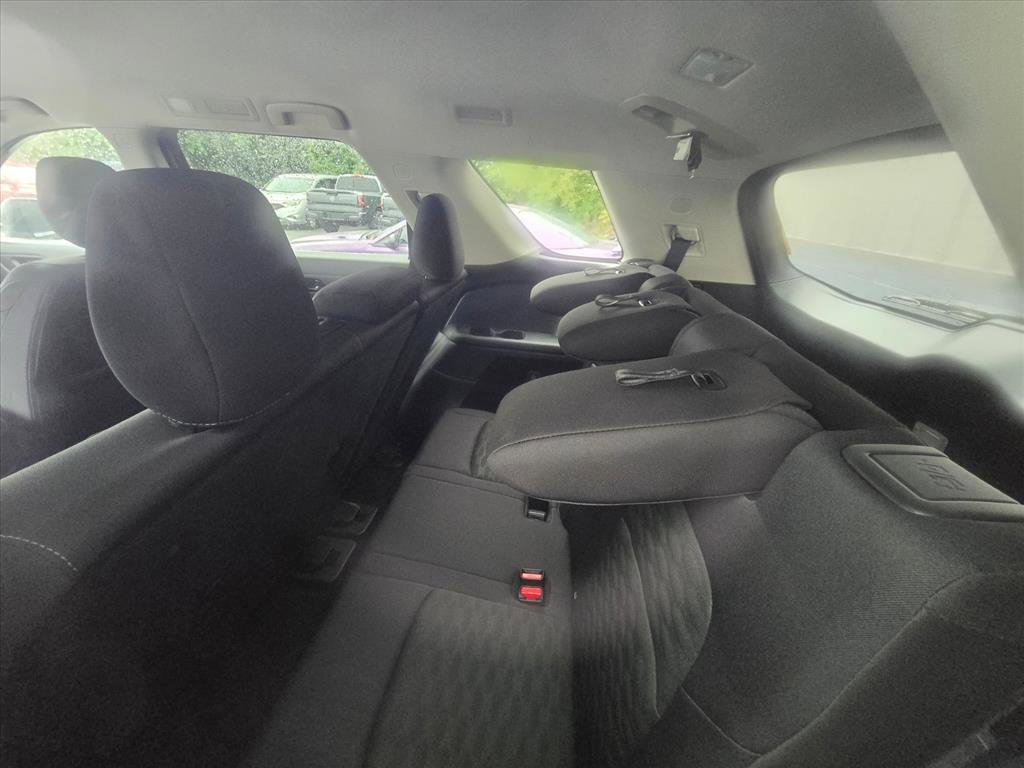 Used 2026 Nissan Pathfinder S AWD/4WD image 6