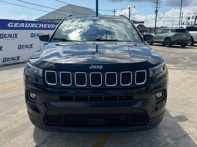 Used 2023 Jeep Compass Latitude AWD/4WD image 4