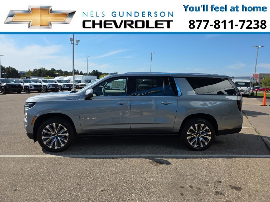 New 2026 Chevrolet Suburban High Country image 4