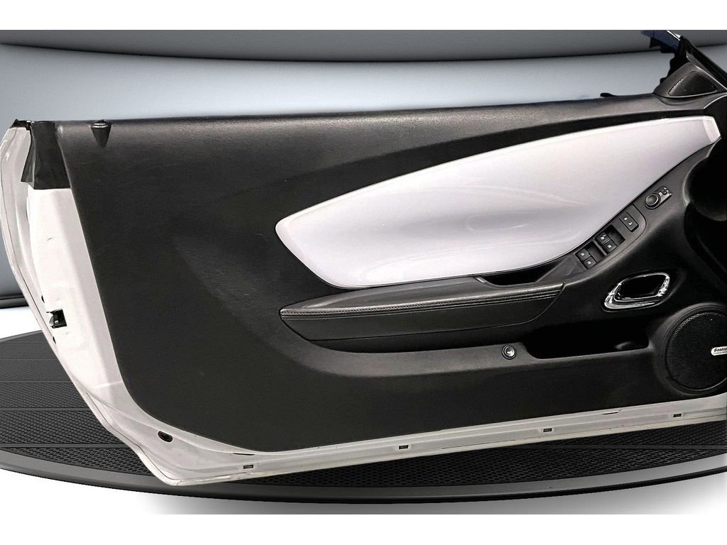 Used 2015 Chevrolet Camaro SS w/ RS Package image 23