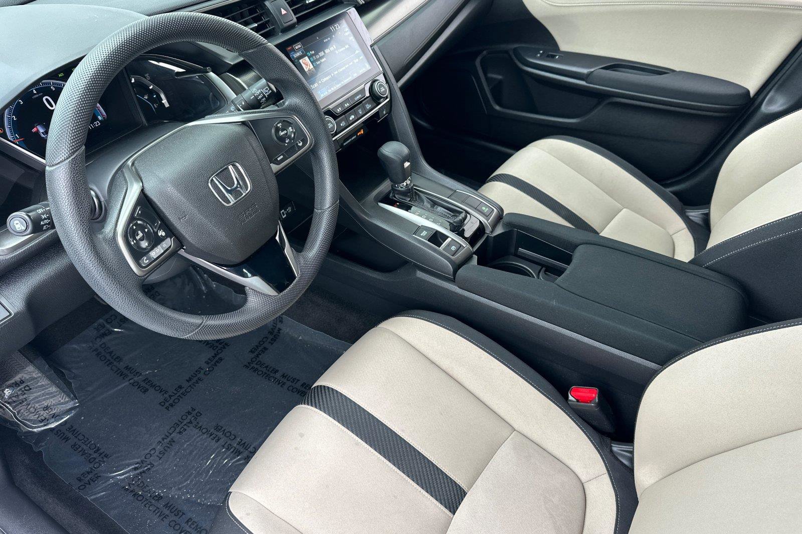 Certified 2019 Honda Civic EX image 9